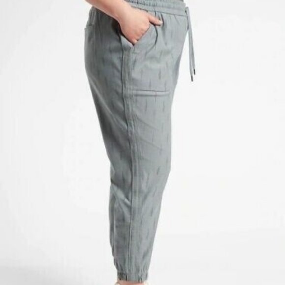 Athleta Farallon Printed Jogger size 24 Spliced Majic Metropolis Grey - Picture 3 of 4